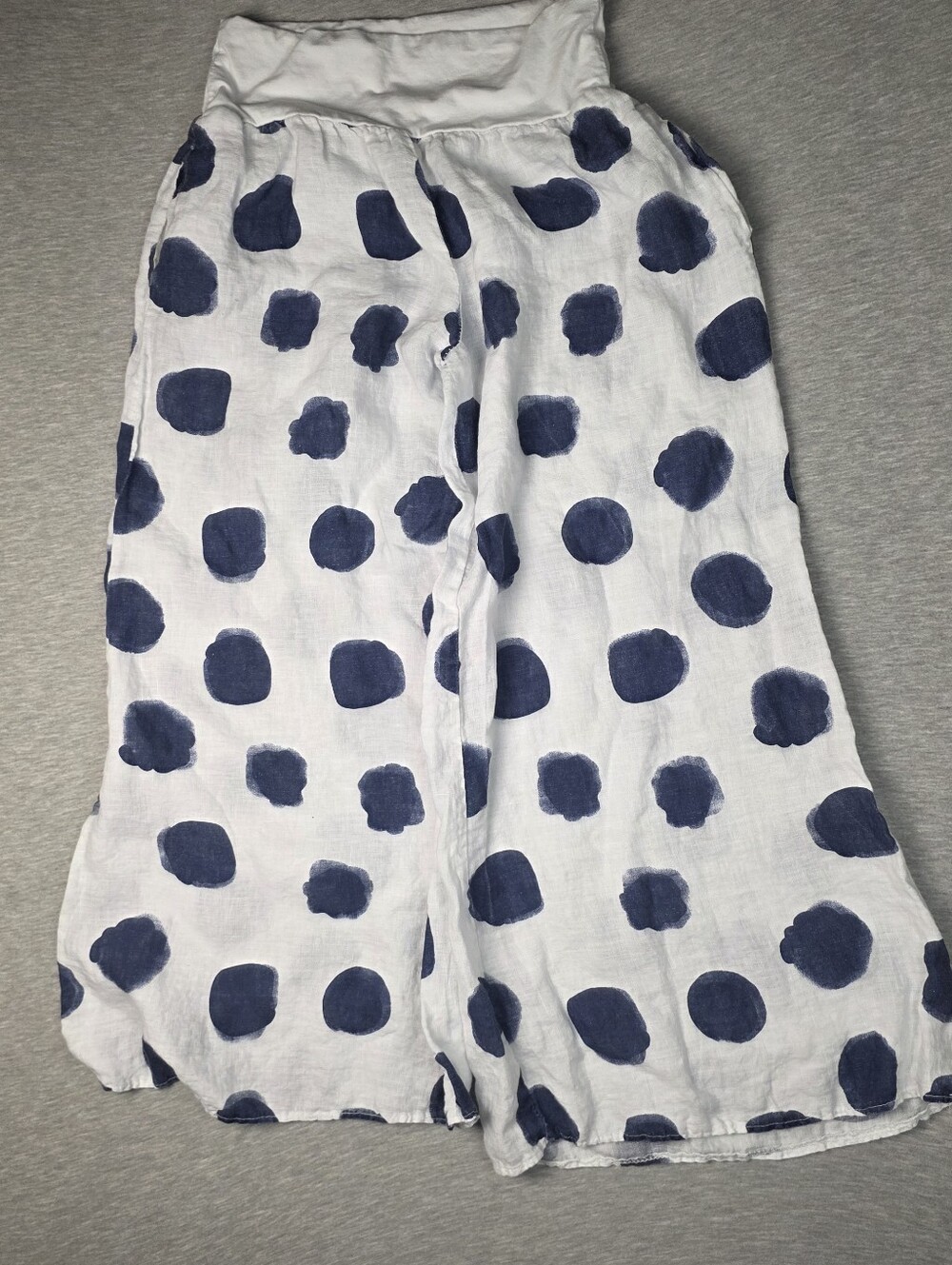 Meo Meli White Linen Pants with Navy Polka Dots Size Medium
